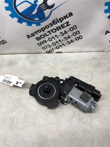 Привід ліфта передній 824502T010 HYUNDAI
