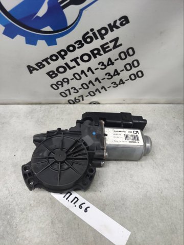 Двигун склопідіймача двері передньої, правої 824602B010 HYUNDAI