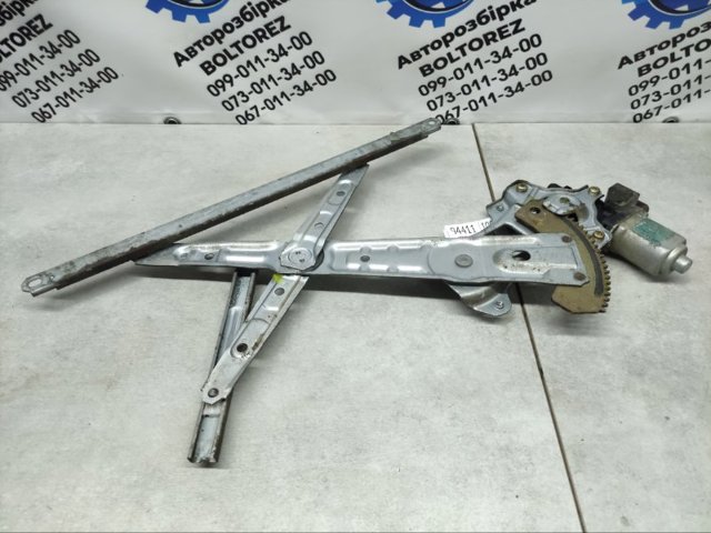 Двигун стеклопод'емника двері задньої, лівої 82731CG000 NISSAN