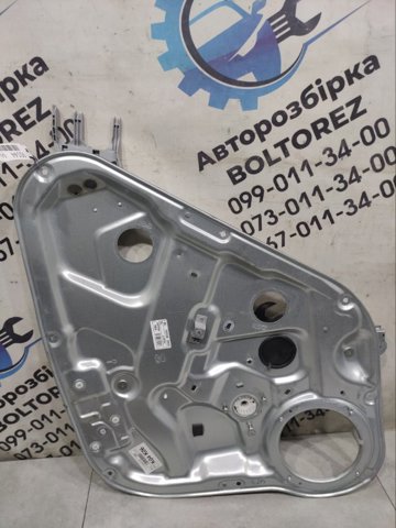 Склопідйомник задніх правих дверей 834812B000 HYUNDAI