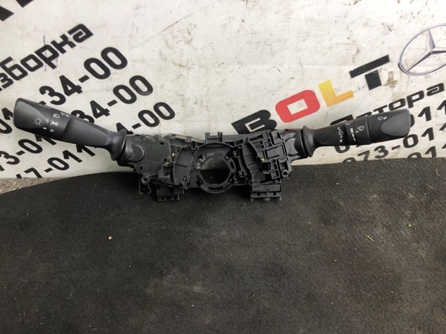 Перемикач підрульовий, лівий 8414006510 TOYOTA