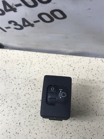 Кнопка коректора фар 8415202040 TOYOTA