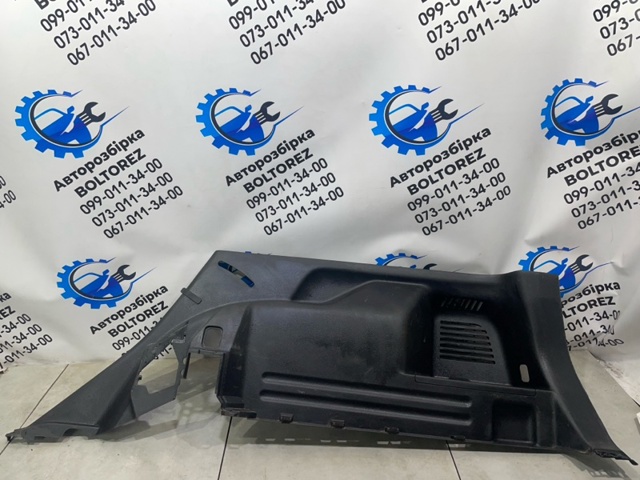 Облицювання багажного відсіку, праве 84950JH00A NISSAN
