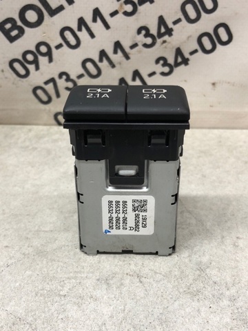 USB-розгалужувач 8553206010 TOYOTA
