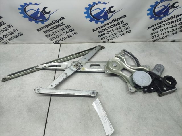 Двигун склопідіймача двері передньої, лівої 8572042090 TOYOTA