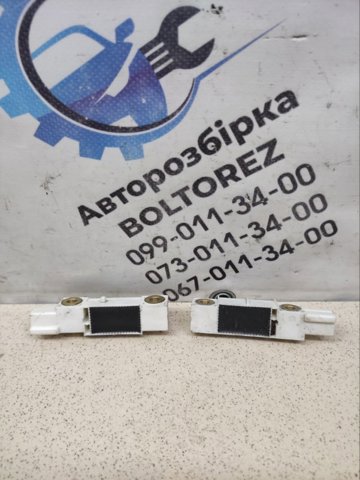 Датчик Айрбег передній 8651755 VOLVO