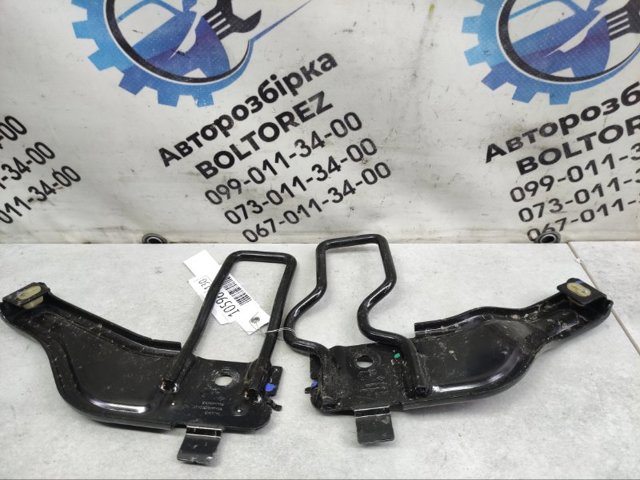 883922013R Renault (RVI)