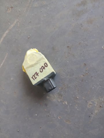 Датчик подушки безпеки 8917312180 TOYOTA