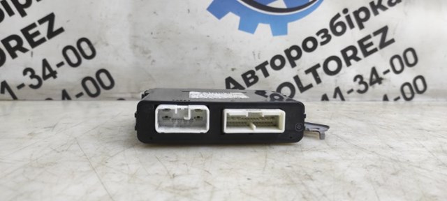 Блок керування центральним замком 8922248010 TOYOTA