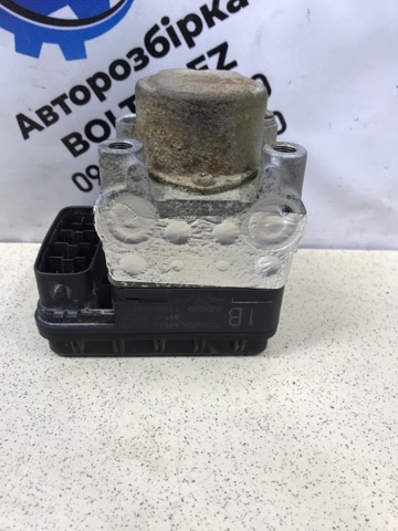Блок керування АБС (ABS) 8954142050 TOYOTA