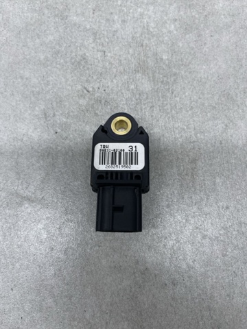 Датчик подушки безпеки 8983102100 TOYOTA