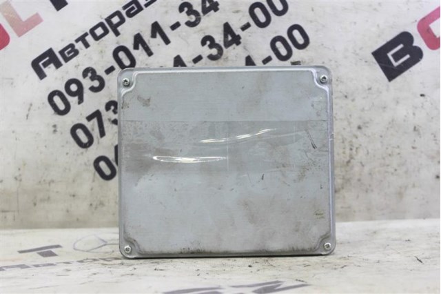 Блок двигуна 8998148060 TOYOTA