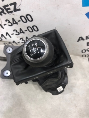 Важіль КПП 8K0711055K VAG