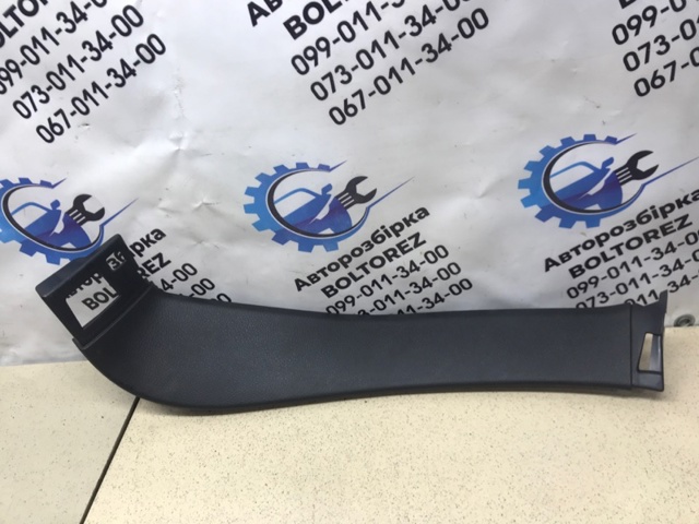 Обшивка ляди 90902JG00A NISSAN