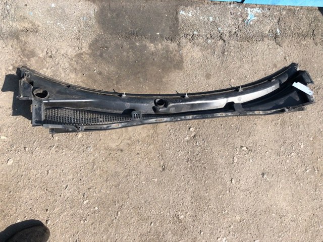Водостік лобового скла, жабо 91411AG010 SUBARU