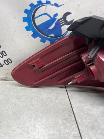Ліхтар задній правий 924021J000 HYUNDAI