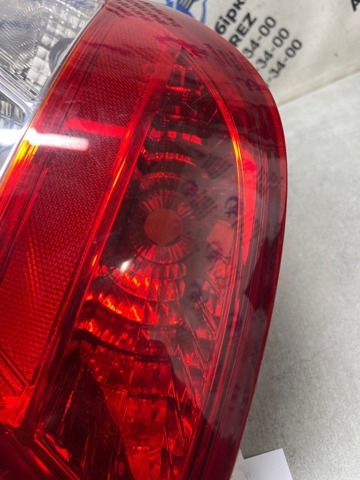 Задній правий стоп 924021J000 HYUNDAI