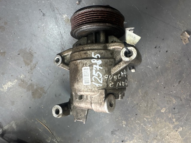 Компресор кондиціонера 926005154R RENAULT