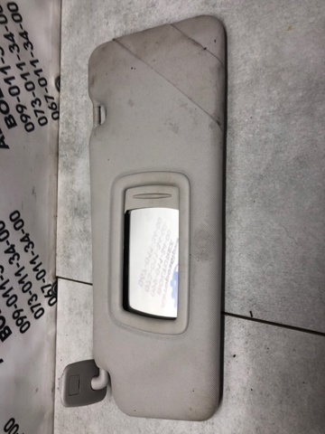 Козирок протисонячний 964010028R RENAULT