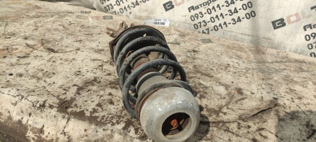 Стійка передня права 96407820 GM