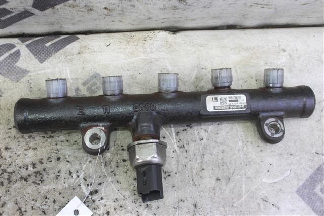 Розподільник палива 9654726280 PEUGEOT
