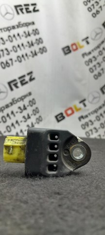 Датчик Ейрбег передній 98231AJ000 SUBARU