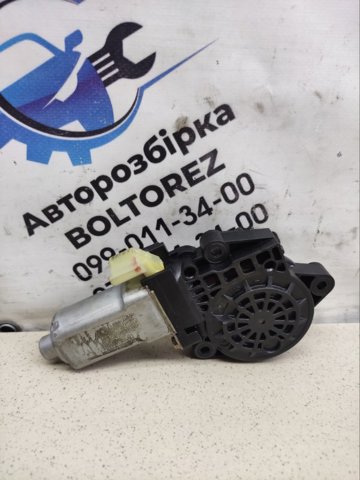 Мотор склопідйомника дверей передніх, лівих 988101F100 HYUNDAI
