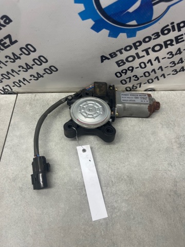 Мотор склопідйомника дверей задніх, правих 9882026200 HYUNDAI