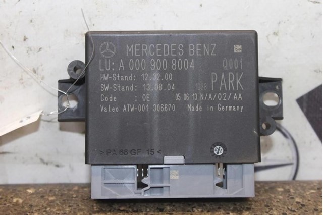 Модуль (блок ЕБУ) управління парктроніком A0009008004 MERCEDES