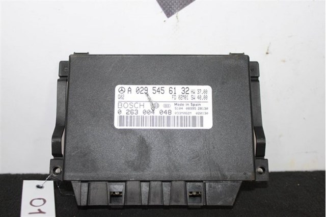 Мізки двигуна A0295456132 MERCEDES