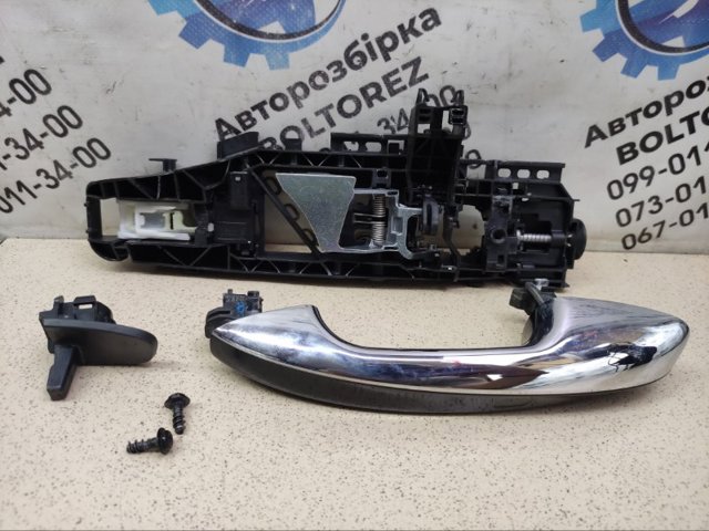 Ручка задніх дверей зовнішня, ліва A09976055019040 MERCEDES