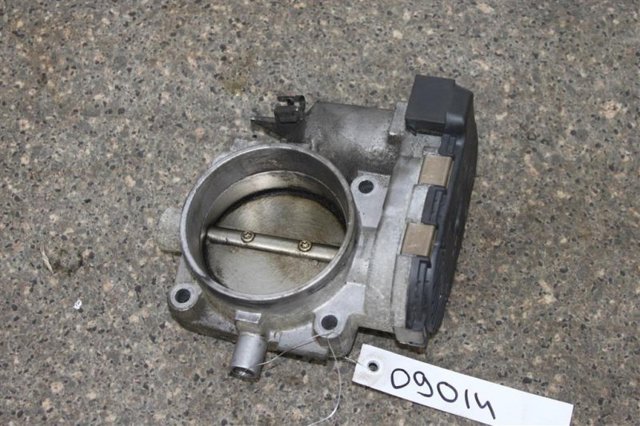 Блок дросельної заслінки A1121410125 MERCEDES