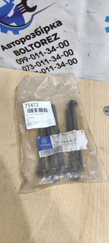 Болт головки блока циліндрів A1129900212 MERCEDES