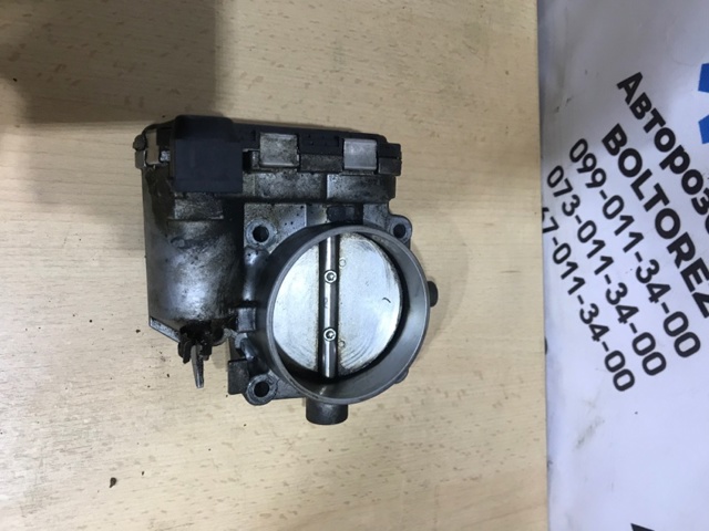 Дросільна заслінка в зборі A1131410125 MERCEDES