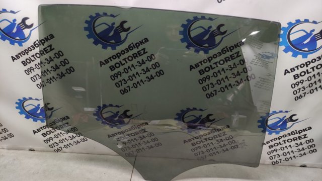 Вікно задніх дверей A1567350410 MERCEDES