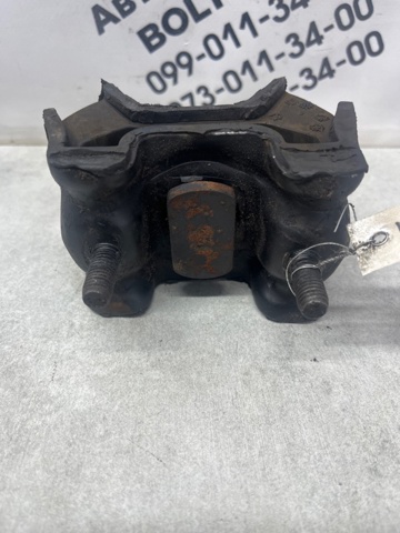 Права подушка мотора A1632400417 MERCEDES