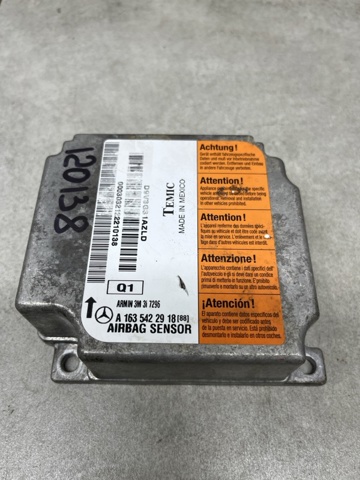 Блок управління airbag A1635421318 MERCEDES