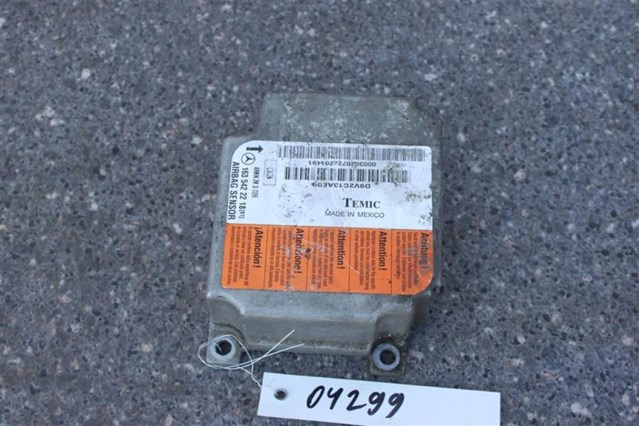 Блок управління airbag A1635422218 MERCEDES
