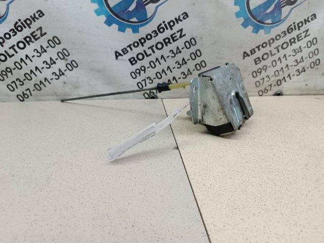 Замок 3/5-х дверей, задній A1637400235 MERCEDES