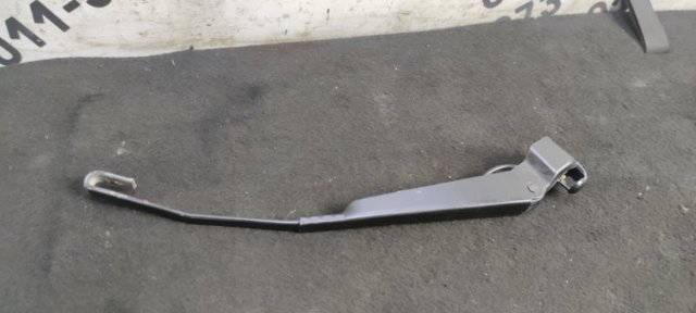 Важіль-поводок склоочисника заднього скла A1638201944 MERCEDES