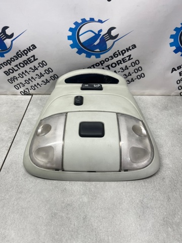 Плафони внутрішнього освітлення A1638204801 MERCEDES