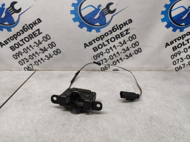 Замок кришки капота A1638800260 MERCEDES
