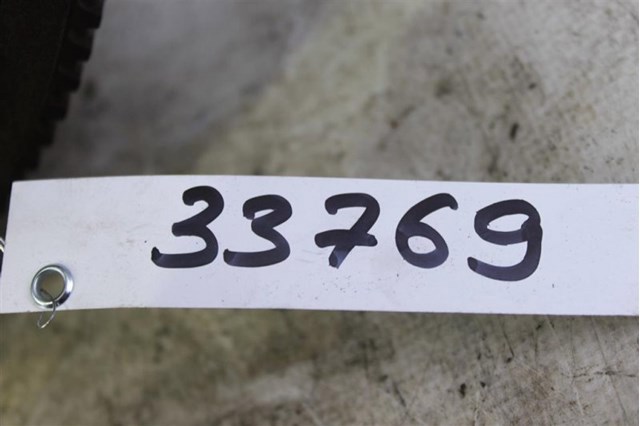 Бризговик задній, правий A1638900278 MERCEDES
