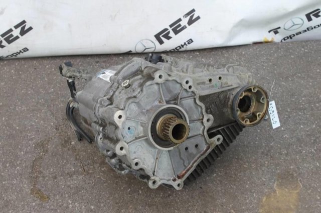 Коробка роздавальна в зборі A1642801100 MERCEDES