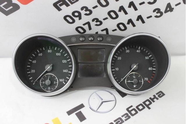 Щиток приладів (комбінація) A1645402447 MERCEDES