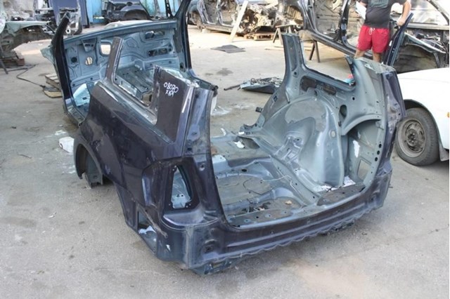 Крило заднє ліве A1646300907 MERCEDES