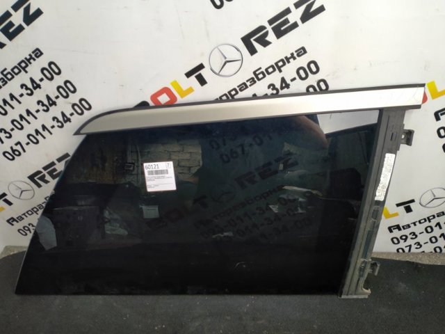 Стукло багажника, праве A1646702250 MERCEDES