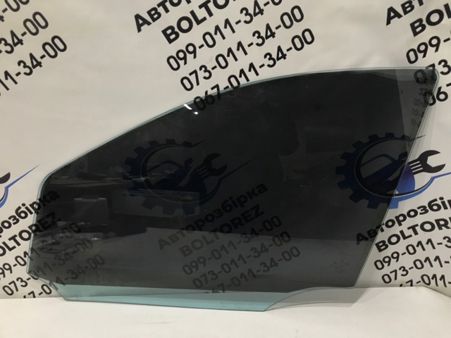 Вікно (передніх дверей) двері A1647200720 MERCEDES