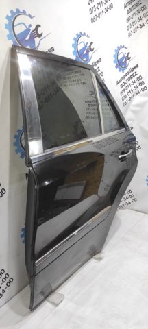 Ущільнювач двері задньої (на двері) A1647370287 MERCEDES