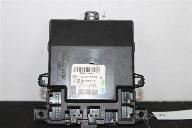 Блок комфорту передніх дверей A1648200485 MERCEDES